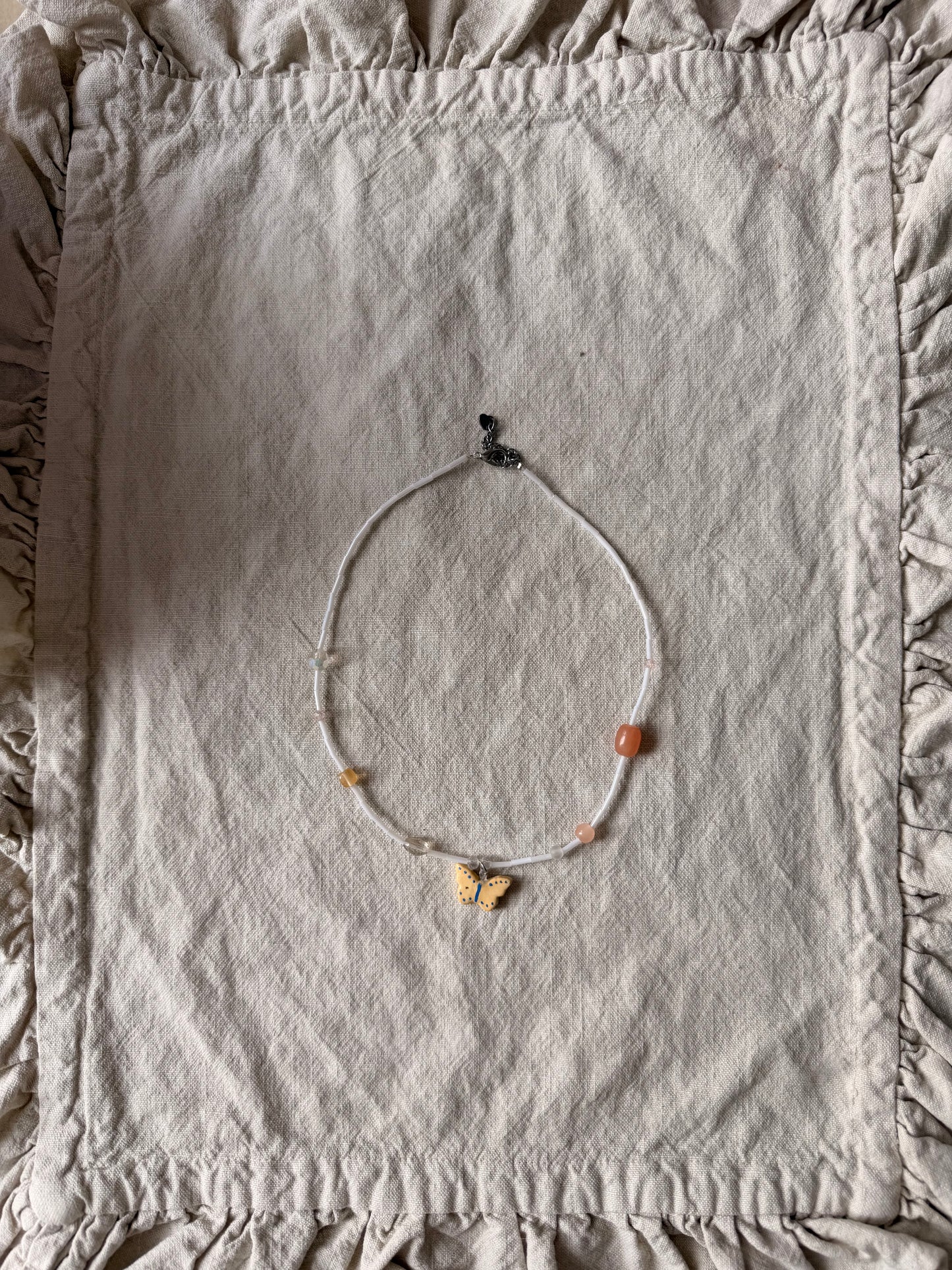 Dainty butterfly - soft white