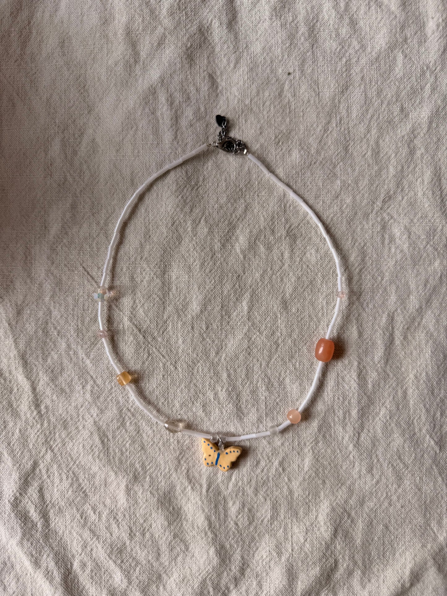 Dainty butterfly - soft white
