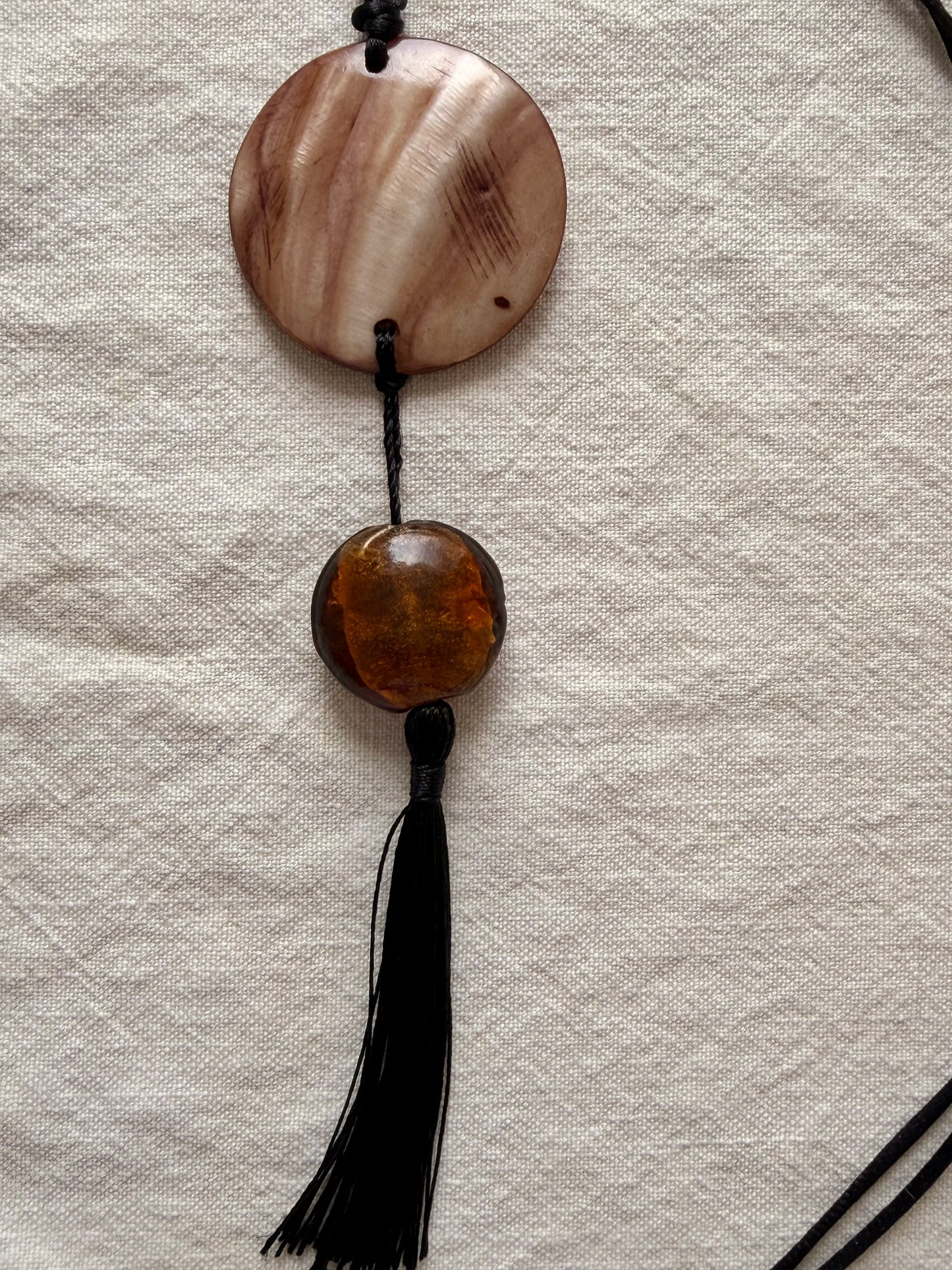 Disk shell necklace